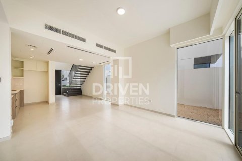 4 bedrooms Townhouse in The Valley, UAE No. 191383 6