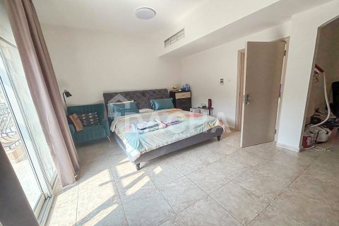 3 bedrooms Townhouse in District 15, UAE No. 155647 13