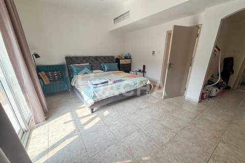 3 bedrooms Townhouse in District 15, UAE No. 155647 14