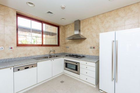 Вилла с 5 спальнями в Jumeirah Islands, ОАЭ №155645 13