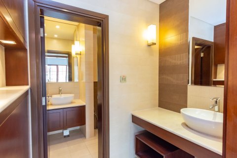 Вилла с 5 спальнями в Jumeirah Islands, ОАЭ №155645 12