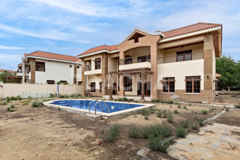 Вилла с 5 спальнями в Jumeirah Islands, ОАЭ №155645 20