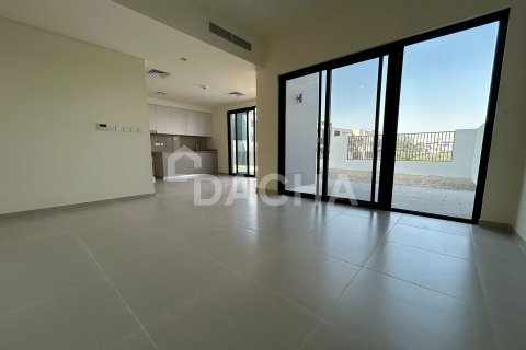 Вилла с 4 спальнями в EMAAR South, ОАЭ №155644 10