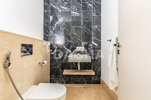 Appartement de 2 chambres à The Crescent, UAE No. 155643 27