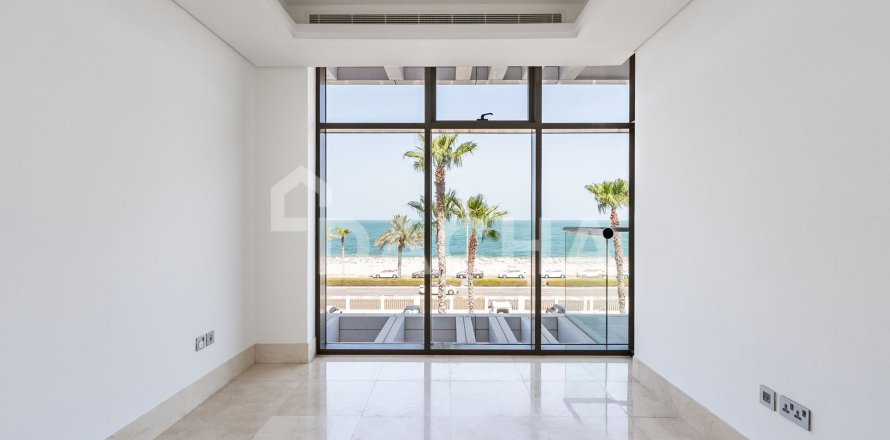 Appartement de 2 chambres à The Crescent, UAE No. 155643