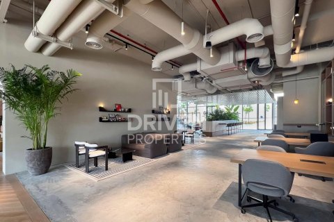Studio Apartment in Business Bay, UAE No. 190353 11