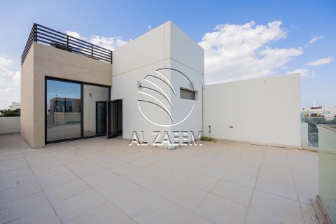 5 bedrooms Villa in Abu Dhabi, UAE No. 168004