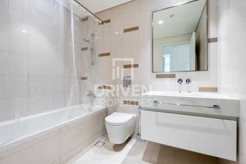 2 غرف نوم شقة في EMAAR Beachfront, الإمارات العربية المتحدة رقم 85805 13