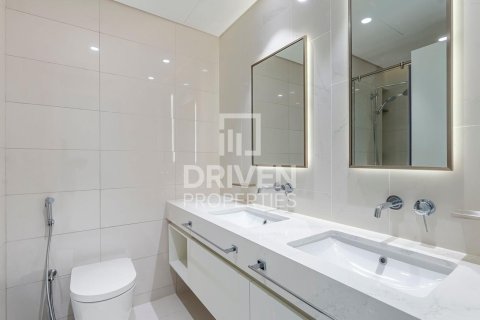 2 غرف نوم شقة في EMAAR Beachfront, الإمارات العربية المتحدة رقم 85805 11