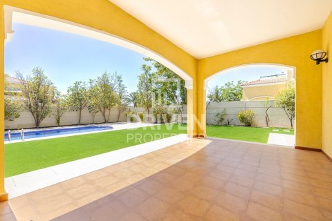 4 غرف نوم فيلا في Jumeirah Park, الإمارات العربية المتحدة رقم 85809 6