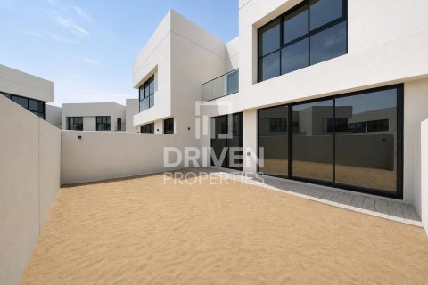 3 غرف نوم تاون هاوس في Dubai Land, الإمارات العربية المتحدة رقم 204704 21