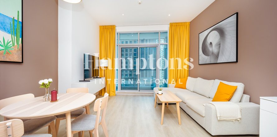 Apartment de 1 dormitorio en The Address Dubai Marina, UAE No. 143231