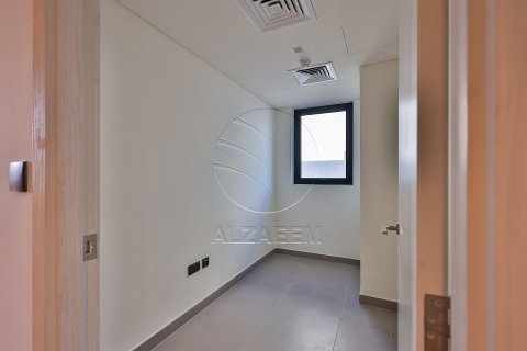 Villa de 4 dormitorios en  Yas Island, UAE No. 90064 11