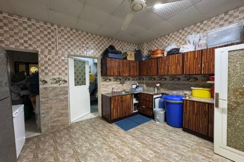 5 bedrooms Villa in Seih Al Harf, UAE No. 184066 15