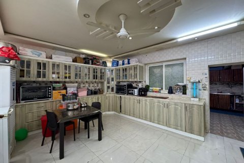 5 bedrooms Villa in Seih Al Harf, UAE No. 184066 13