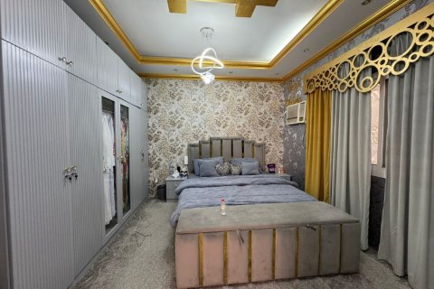 5 bedrooms Villa in Seih Al Harf, UAE No. 184066 11