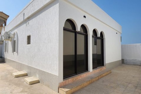 3 bedrooms Villa in Al Mairid, UAE No. 184065