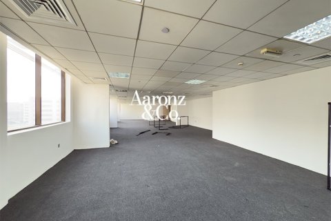 Офис 4015м² в Дубай Инвестмент Парк, ОАЭ №164147 7