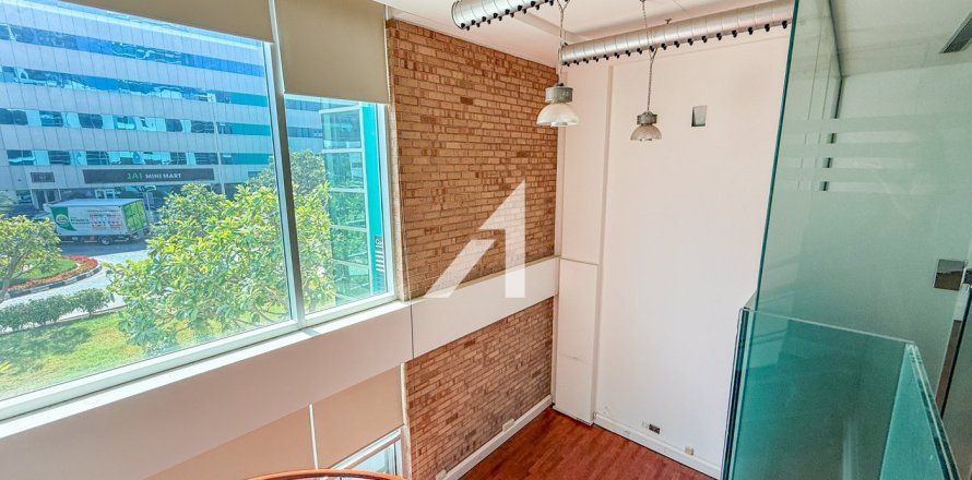 126m² Office in Dubai Media City, UAE No. 145048