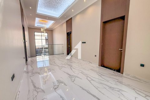 4 غرف نوم فيلا في Al Aweer, الإمارات العربية المتحدة رقم 145052 20