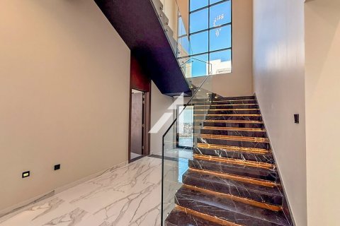 4 غرف نوم فيلا في Al Aweer, الإمارات العربية المتحدة رقم 145052 10