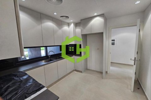 Таунхаус с 4 спальнями  №105342 3