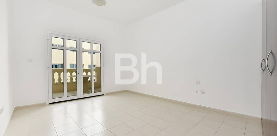 Apartment de 2 dormitorios en Jumeirah Village Circle, UAE No. 171987
