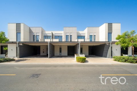 3 bedrooms Townhouse in Joy, UAE No. 198984 12