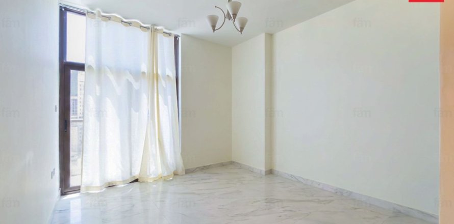 2 bedrooms Apartment in Dubai, UAE No. 203132