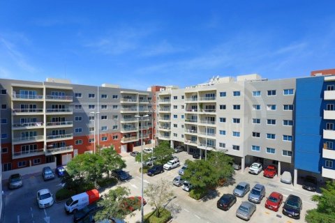 Apartment de 3 dormitorios en Al Reef, UAE No. 172598
