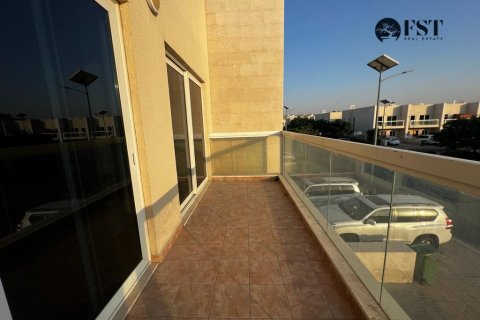 3 bedrooms Townhouse in International City, UAE No. 42725 15