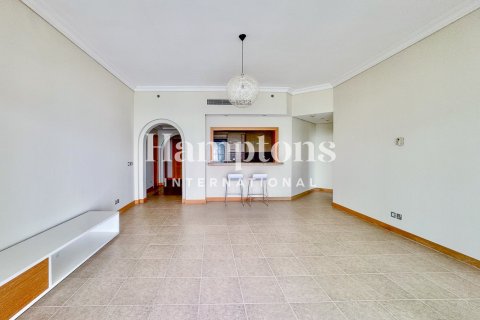 Apartment de 2 dormitorios en FIVE Palm Jumeirah, UAE No. 146714 16