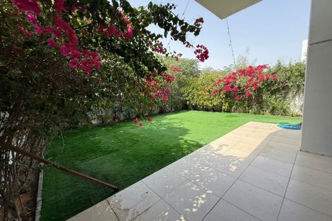 Townhouse de 3 dormitorios en Arabella Townhouses 1, UAE No. 146710 20