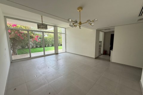 Townhouse de 3 dormitorios en Arabella Townhouses 1, UAE No. 146710 17