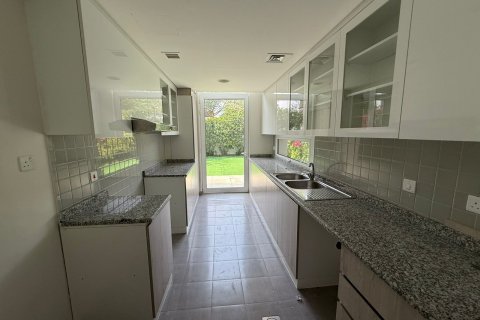 Townhouse de 3 dormitorios en Arabella Townhouses 1, UAE No. 146710 9