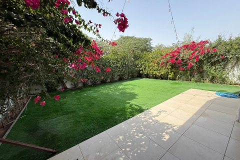 Townhouse de 3 dormitorios en Arabella Townhouses 1, UAE No. 146710 8