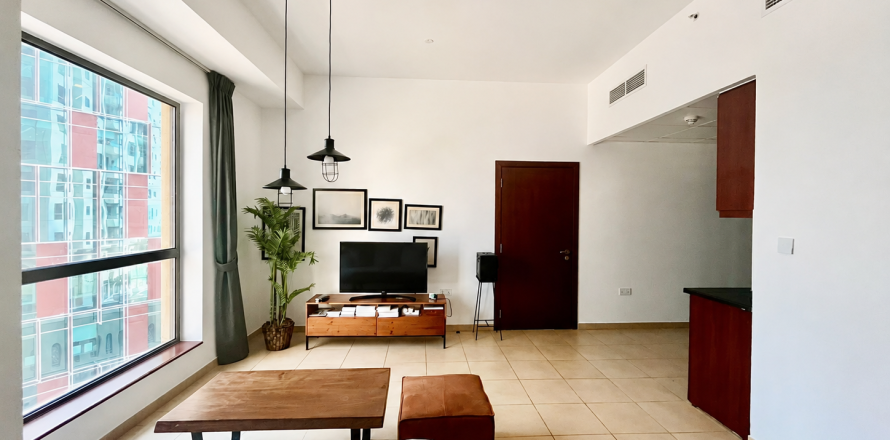 Apartment de 1 dormitorio en Dubai, UAE No. 210494