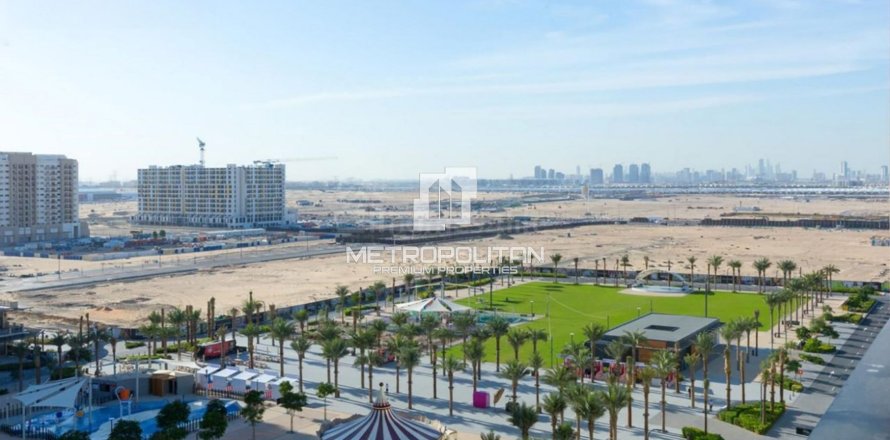 Apartment de 3 dormitorios en Town Square, UAE No. 62010