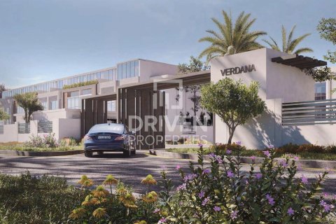 4 bedrooms Villa in Dubai Investment Park, UAE No. 204154