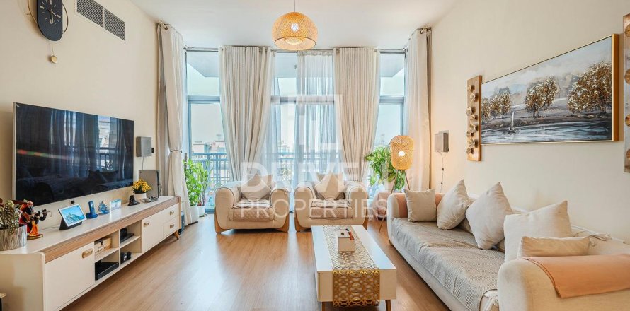Apartment de 3 dormitorios en Al Furjan, UAE No. 190636