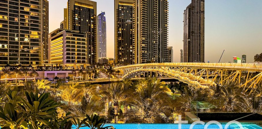Apartment de 2 dormitorios en Creek Beach, UAE No. 174212