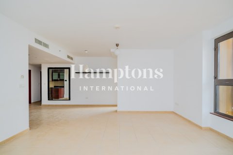 2 bedrooms Apartment in Jumeirah Beach Residence, UAE No. 127611 8