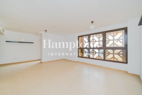 2 bedrooms Apartment in Jumeirah Beach Residence, UAE No. 127611 9