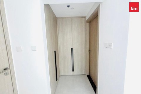 2 bedrooms Apartment in Dubai, UAE No. 167760 8