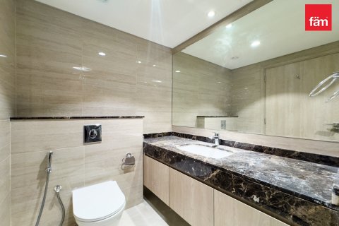 2 bedrooms Apartment in Dubai, UAE No. 167760 10