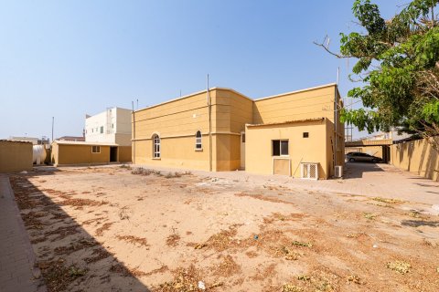 5 غرفة نوم  فيلا في البرشاء, الإمارات العربية المتحدة رقم 208799 19