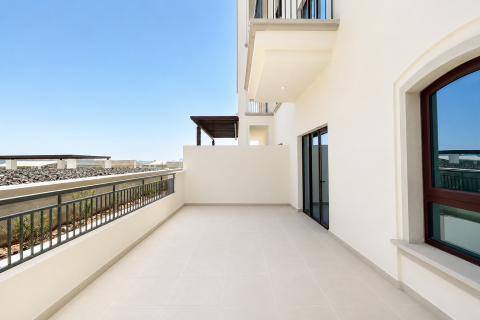 2 bedrooms Apartment on the Yas Island, UAE No. 208797 3
