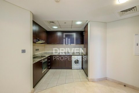 Studio Apartment in DIFC, UAE No. 138210 8