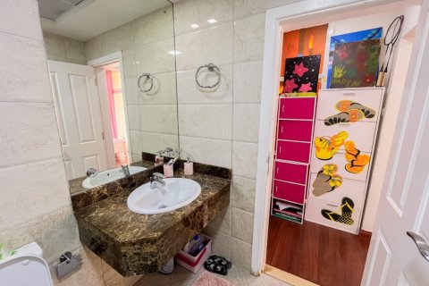 Villa de 4 dormitorios en District 10, UAE No. 162534 12