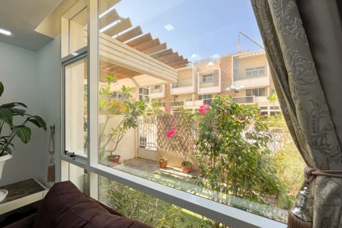 Villa de 4 dormitorios en District 10, UAE No. 162534 15